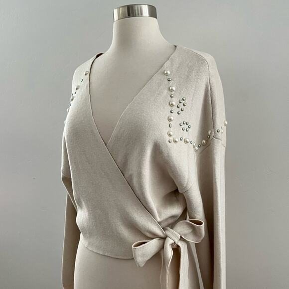 Wildfox Wilder Pearl Tie Wrap Sweater Embellished Beaded Cropped Cream Large NWT - Picture 5 of 15